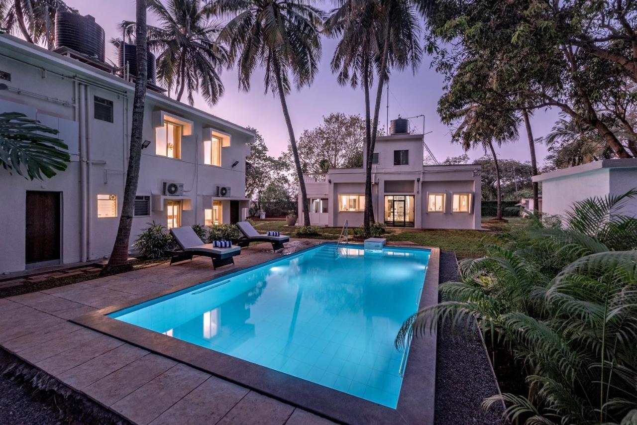 Saffronstays Gaia, Alibaug - Pool Villa Near Mandwa Jetty Perfect For Large Groups Alībāg Exterior foto